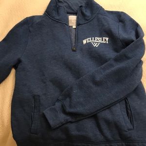 NWOT Wellesley sweatshirt